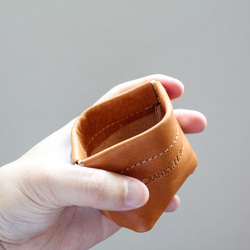 マチありバネ口金ポーチ　栃木レザー　本革　ポーチ　　小物収納　イヤホン　カード　コインケース　お薬　プチギフト 7枚目の画像