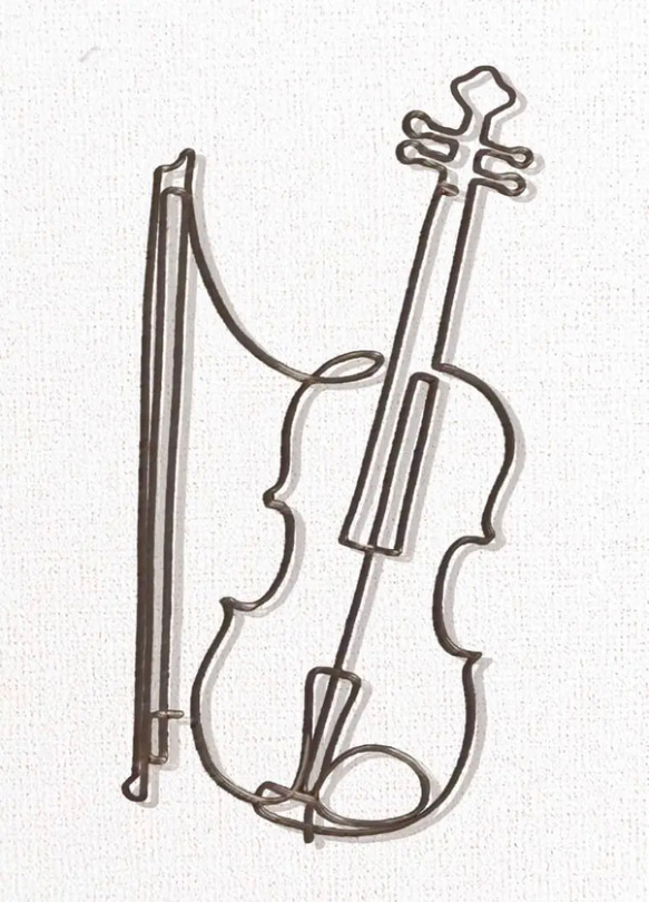 バイオリンのワイヤーアート 1枚目の画像