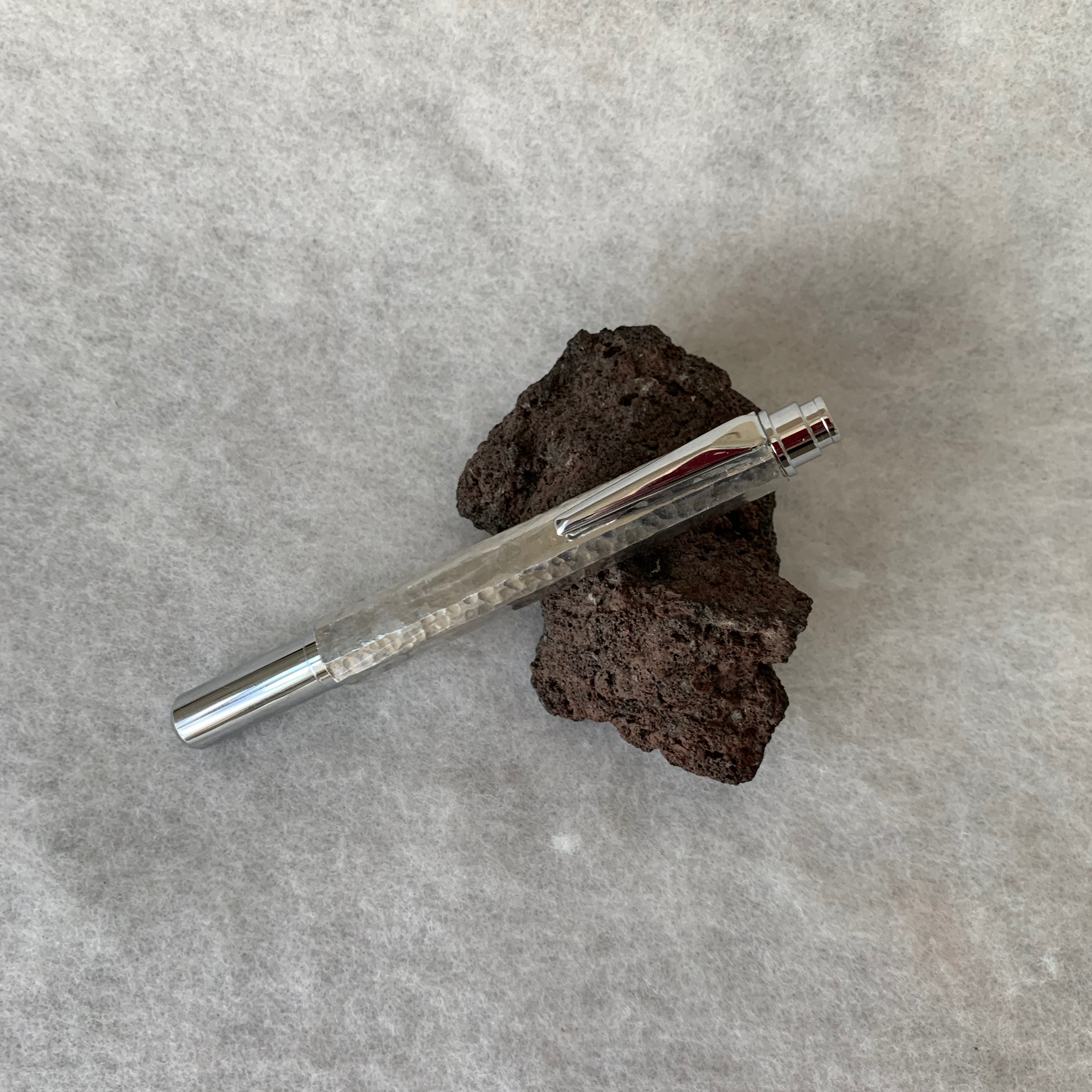 錫製　キャップ式ボールペン 9,000円