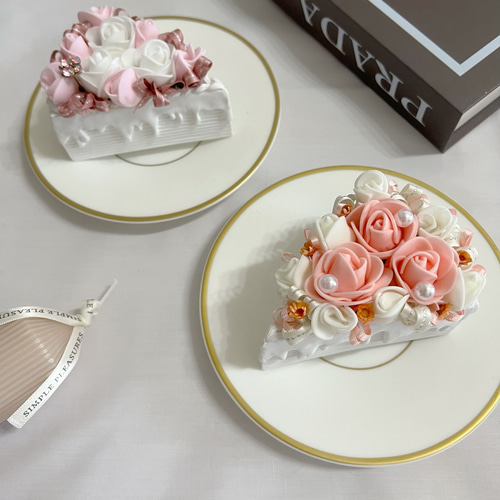 まるでケーキのようなフラワーアレンジ アーティフィシャルフラワー