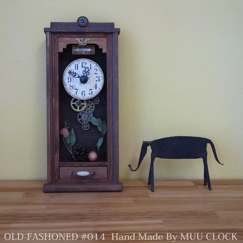 送料無料】OLD FASHIONED 14 レトロな時計 1点物 アンティーク風 #014