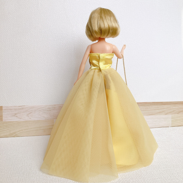 黄色い舞踏会ドレス 2枚目の画像