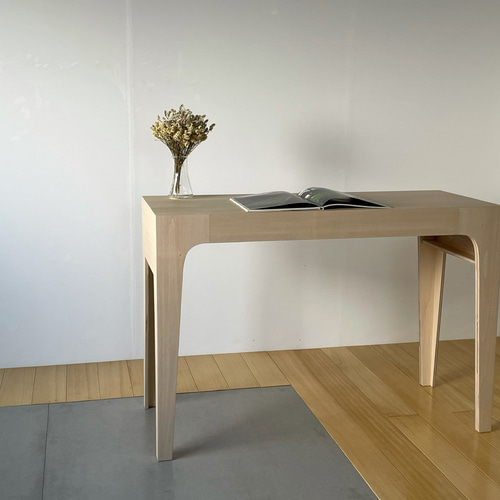 無垢材のカフェテーブル W69×D69cm 正方形 おうちカフェ ロー 無垢材のカフェテーブル W69×D69cm 正方形 おうちカフェ ロー