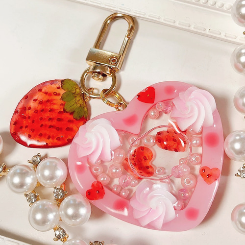 ピンクの苺ショートケーキ◇ハートシェイカー フェイクスイーツ