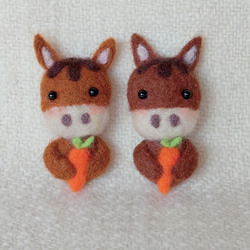 羊毛フェルトのぶーぶーぶたちゃんストラップ・受注制作 羊毛フェルト