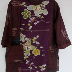 ７１１８　花柄の着物で作ったプルオーバー　＃送料無料 3枚目の画像