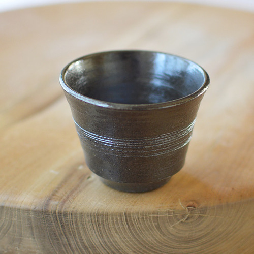 湯呑み／黒・焼き〆陶器（レンジ、オーブン、食洗機OK） 湯呑み 料理