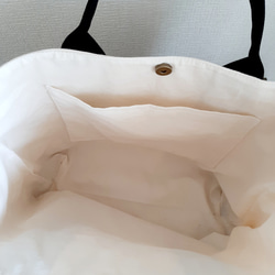 【オーダーメイド】A4サイズ対応　帆布のトートバッグ　M 生成×ブラック 3枚目の画像