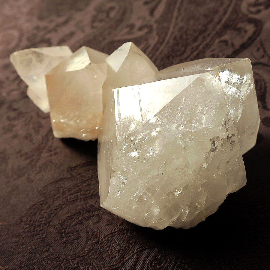 【特大】ヒマラヤ水晶 クル産 420g  N3 原石/鉱物 春の誕生石2025