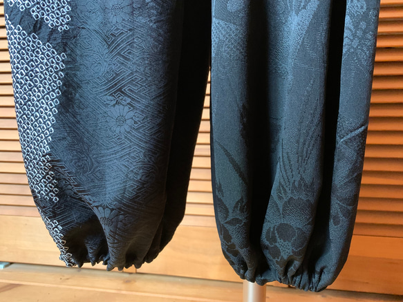 2種類の羽織から　もんぺパンツ　着物リメイク 6枚目の画像