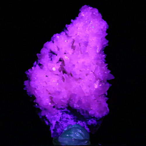 166g ☆共生結晶美☆彡 蛍光 天然カルサイト 犬牙状結晶 クラスター