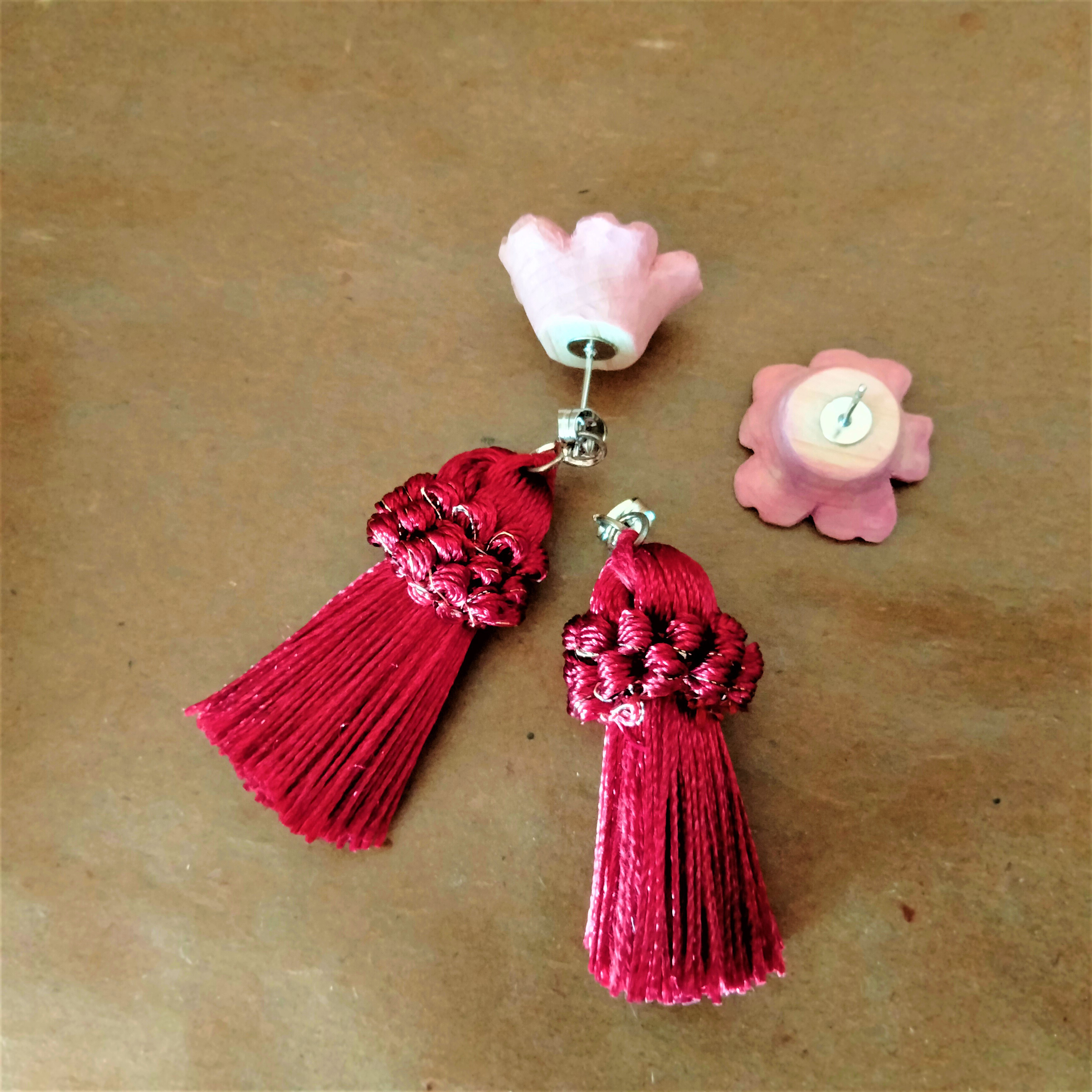 【特別価格】木彫りピアス両耳❖徳島県絶滅危惧種　イワザクラ❖