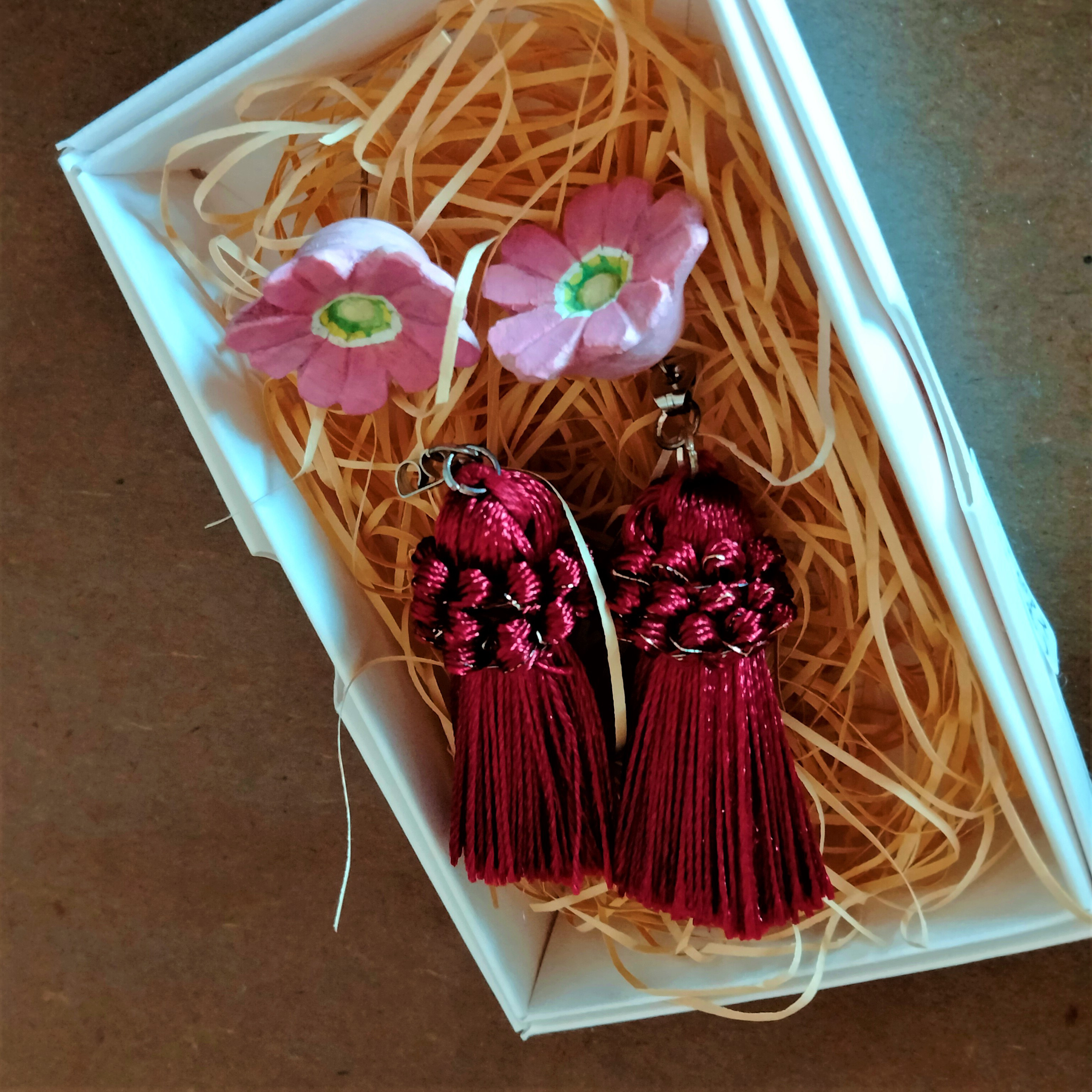 【特別価格】木彫りピアス両耳❖徳島県絶滅危惧種　イワザクラ❖