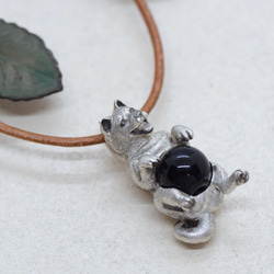 犬アクセサリー　柴犬玉ペンダント　モリオン(黒水晶)　革紐ネックレス付き 3枚目の画像