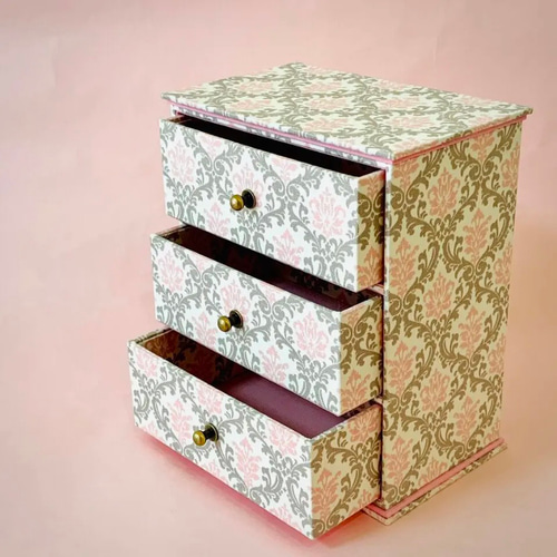 カルトナージュ】三段のマジックボックス【生徒作品