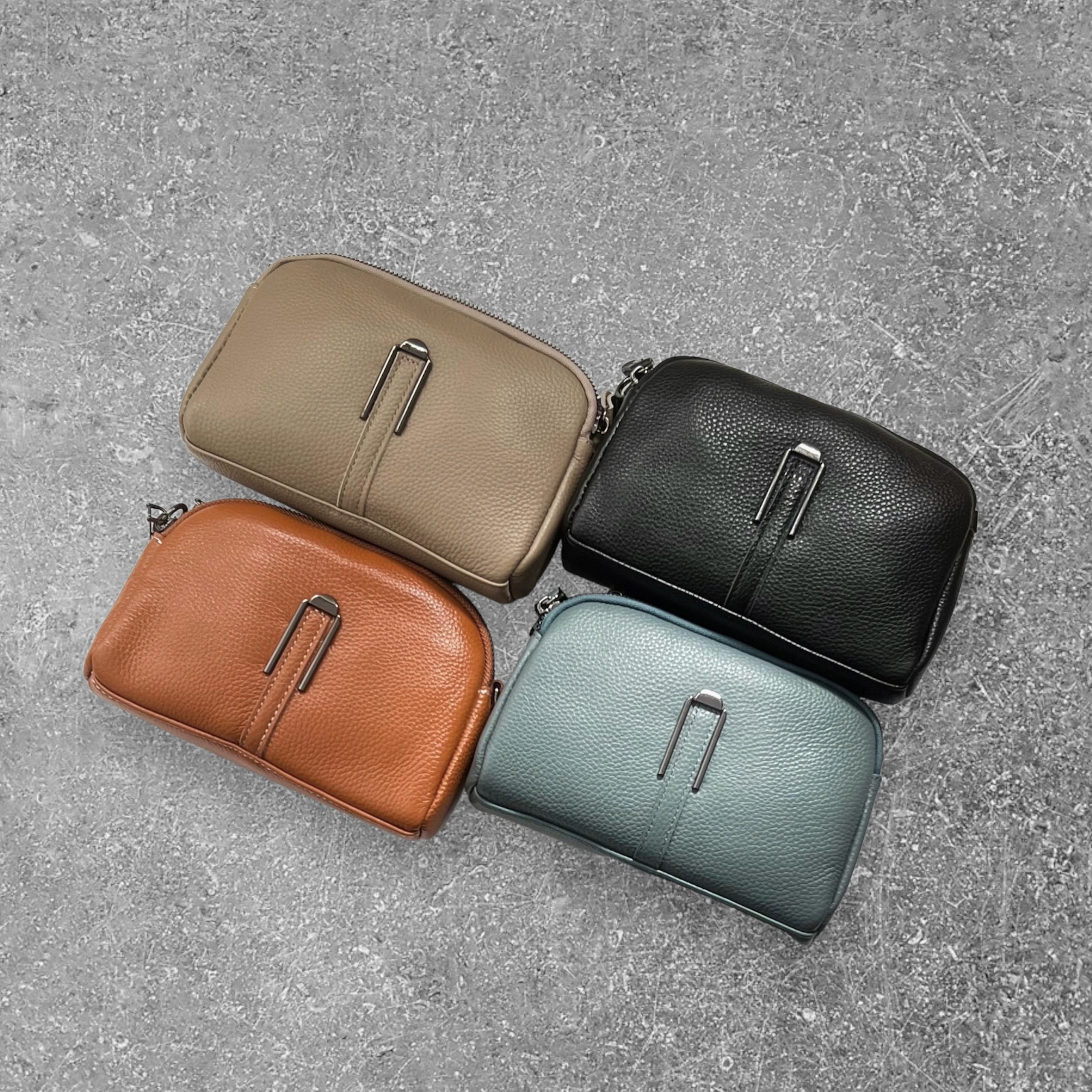 スマホポシェット 牛革 スマホ ショルダーバッグ ポシェット スマホ ポシェット 牛革 アザラシ シールファー レディース