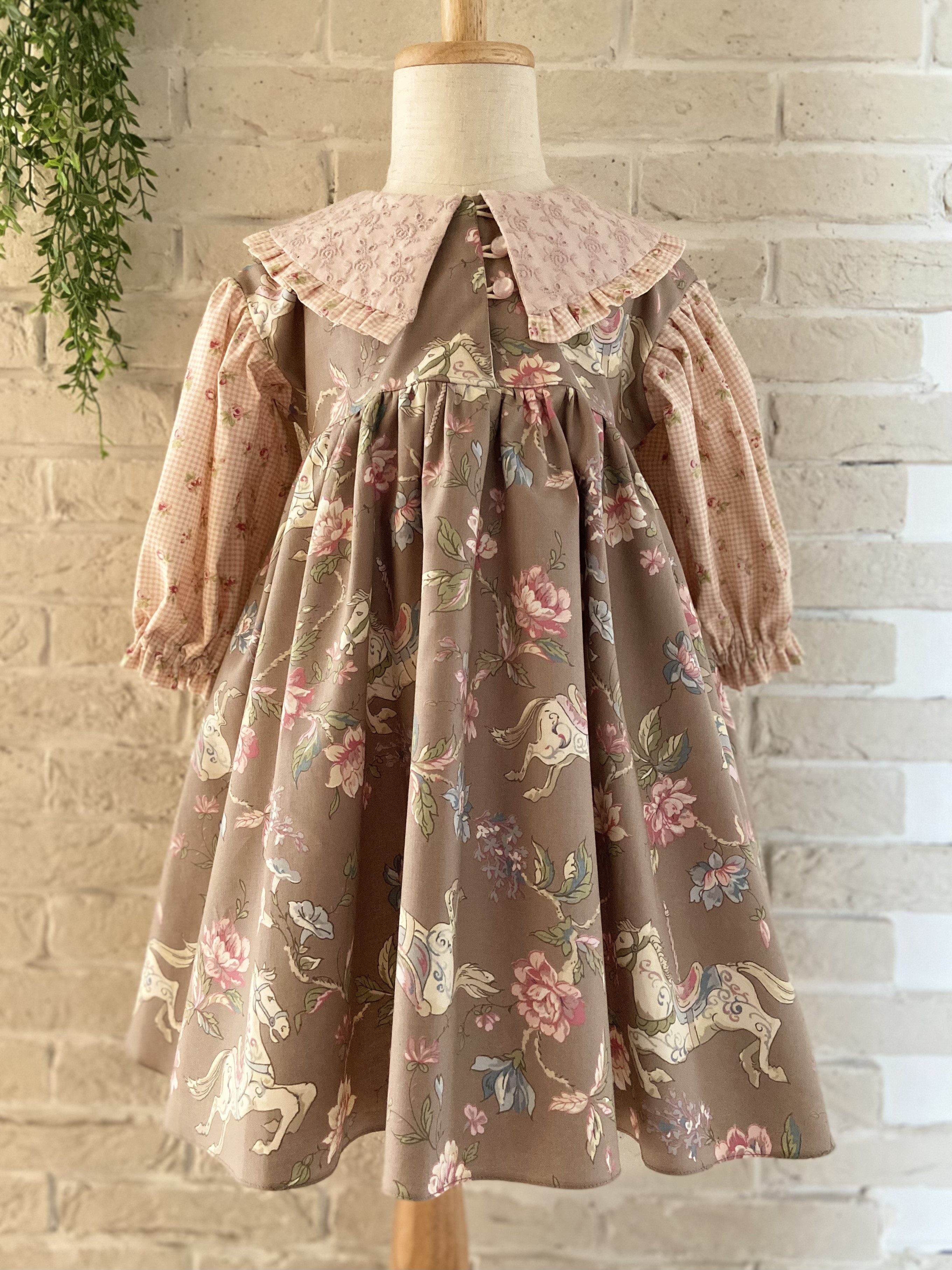 春のドレスワンピース ハンドメイド子供服