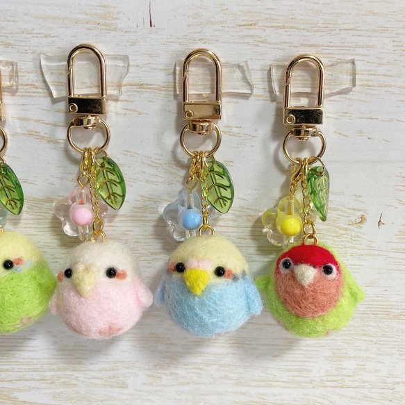 つぶらな瞳のちっちゃな相棒♡ちびころインコぶらざーず♡羊毛フェルトキーホルダー parakeet keychain 10枚目の画像