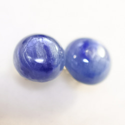 （獨一無二的商品）大號藍晶石耳釘（10 毫米，鈦柱） 第2張的照片