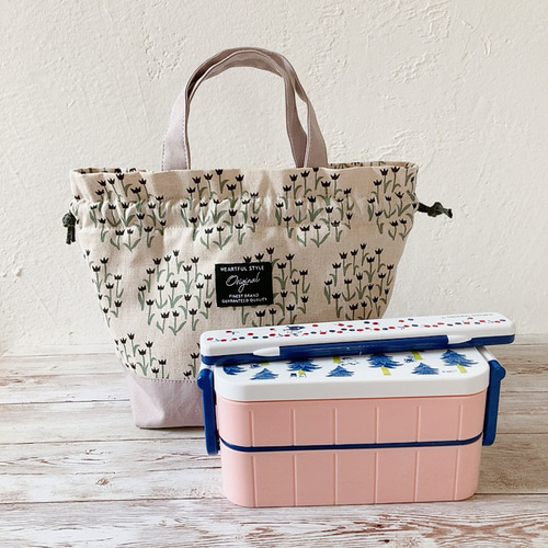 マチ大きめ！たっぷり入るお弁当袋】 保冷ランチバッグ 洗える 持ち