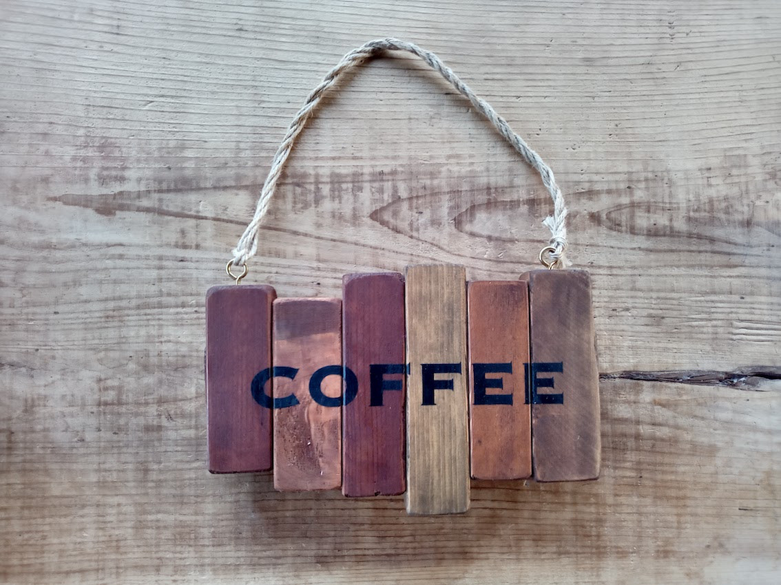 COFFEE 木製看板   吊り下げ / 自然塗装