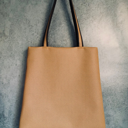 A-Line tote bag    Camel  A4クリアファイルOK  毎日活躍するトートバッグ　キャメル 1枚目の画像