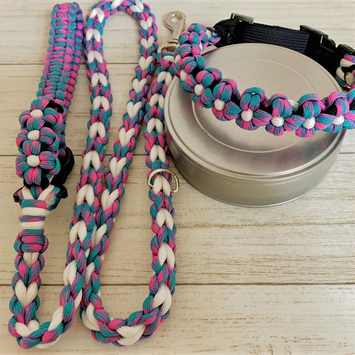 花飾り付き犬用リード（ファンシーフラワー）首輪とお揃いパラコード
