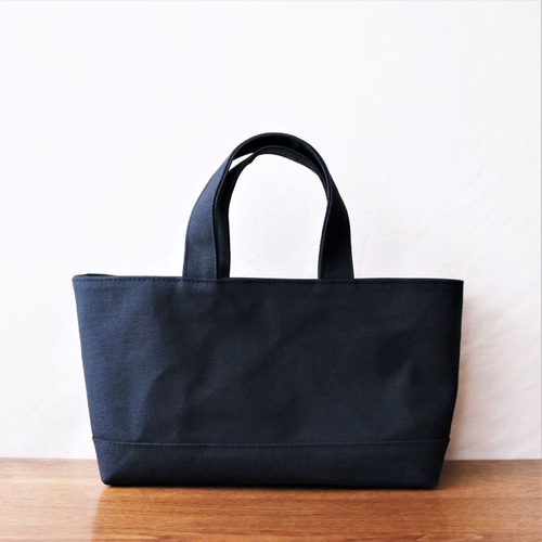 黒 倉敷産8号帆布使用横長トートM【受注製作】 トートバッグ 黒 倉敷産8号帆布使用横長トートM【受注製作】 トートバッグ