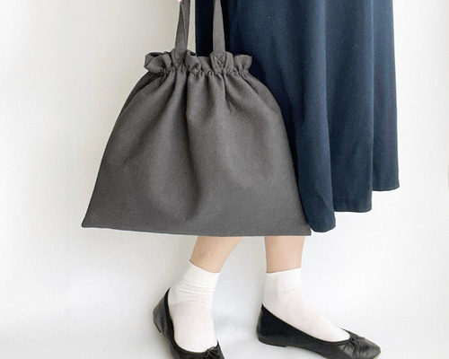 大きめ巾着ゴムバッグ(すみ黒色） 巾着バッグ くらしこ 通販