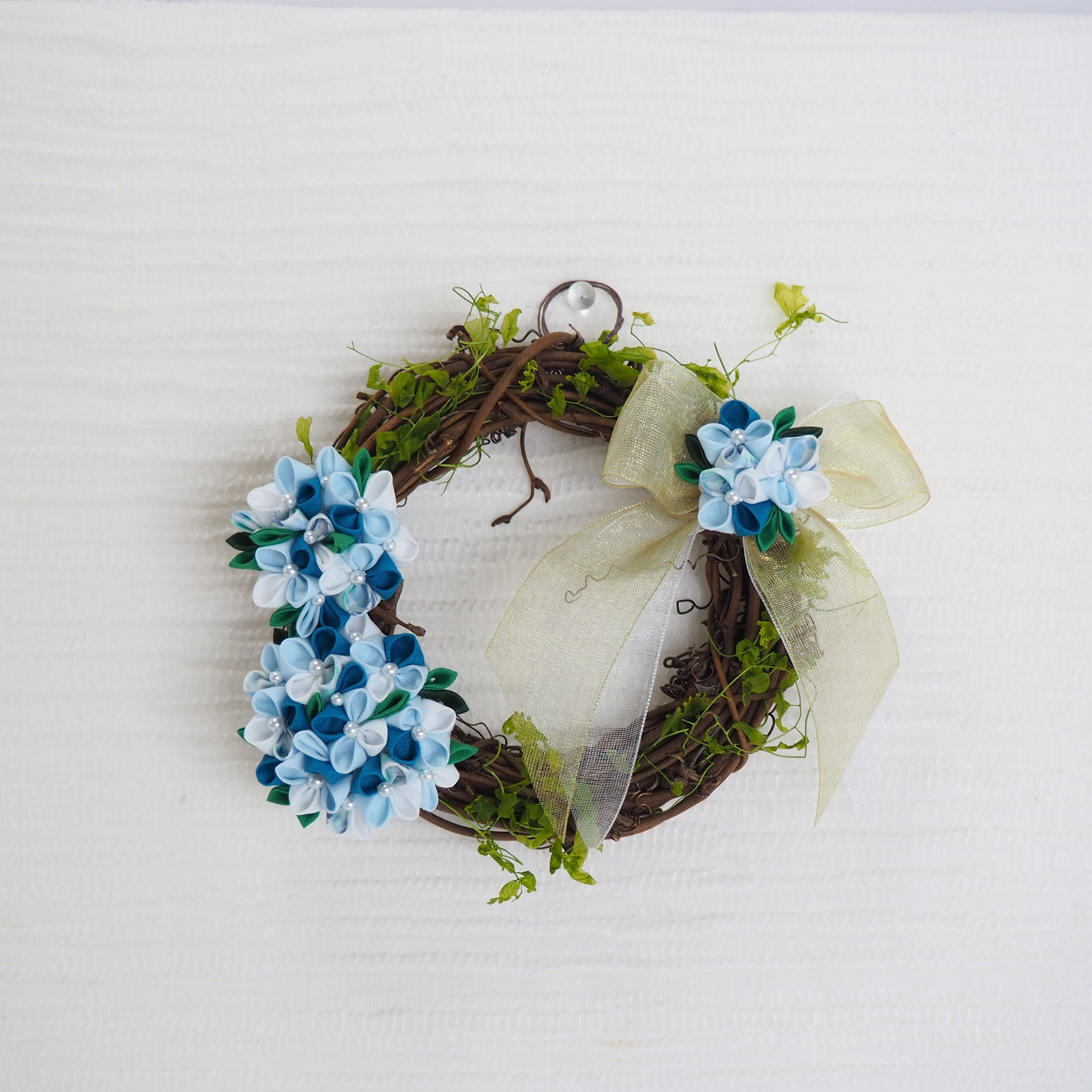 当店一番人気】 つまみ細工 つまみ （ハンドメイド 母の日 赤紫