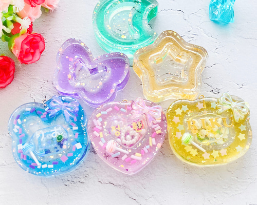 セール中【美品】10個セット！初代ポケモンジェット陶器キーホルダー ANA ポケモンジェット 陶器キーホルダー - メルカリ
