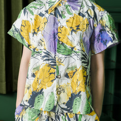 【エシカル 一点物】Tropical flower graphic shirt (4-1) 1枚目の画像