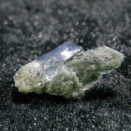 天然石マニハール産水晶約7.8g最大幅約34mm(ヒマラヤ山脈産)ヒマラヤ