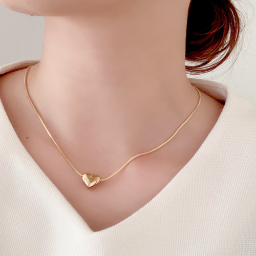 はっちっち❤︎ （つけっぱなしOK◇ハートネックレス/重ね付け 大人  