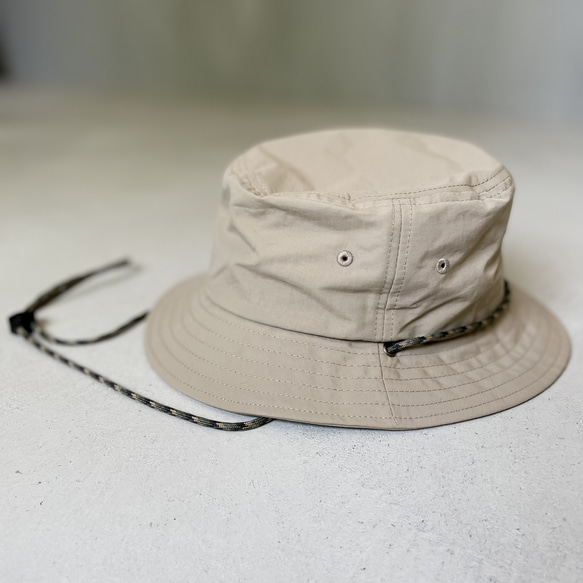 “2023 新款”[男女皆宜] 帶防水尼龍塞繩的漁夫帽 [米色] 第2張的照片
