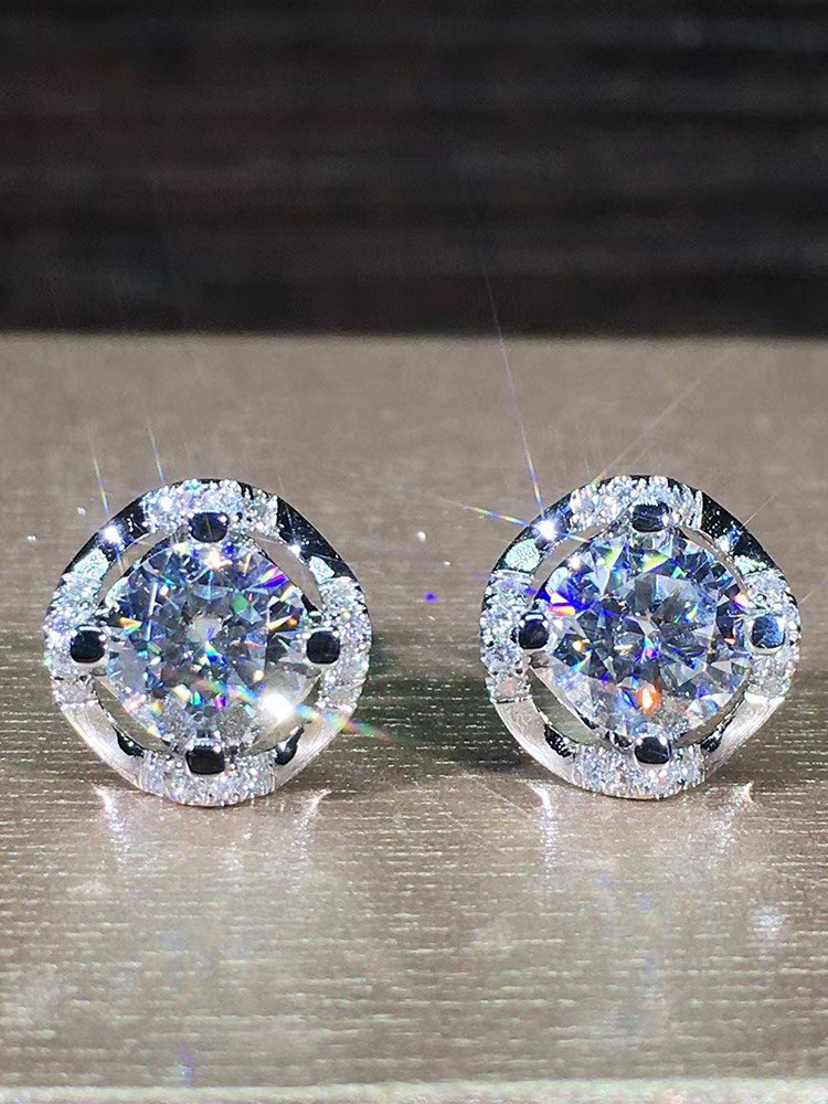 超お買い得 白金の薔薇 モアサナイト ピアス K18WG ピアス（スタッド