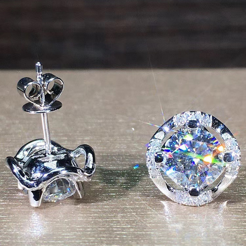 newデザイン】白金の薔薇モアサナイト ピアスK18WG - ピアス(両耳用)