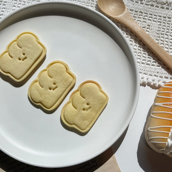 かわいい食パン クッキーカッター・クッキーカッターセット / ぽっちゃり丸ごと食パン型クッキー枠 6枚目の画像