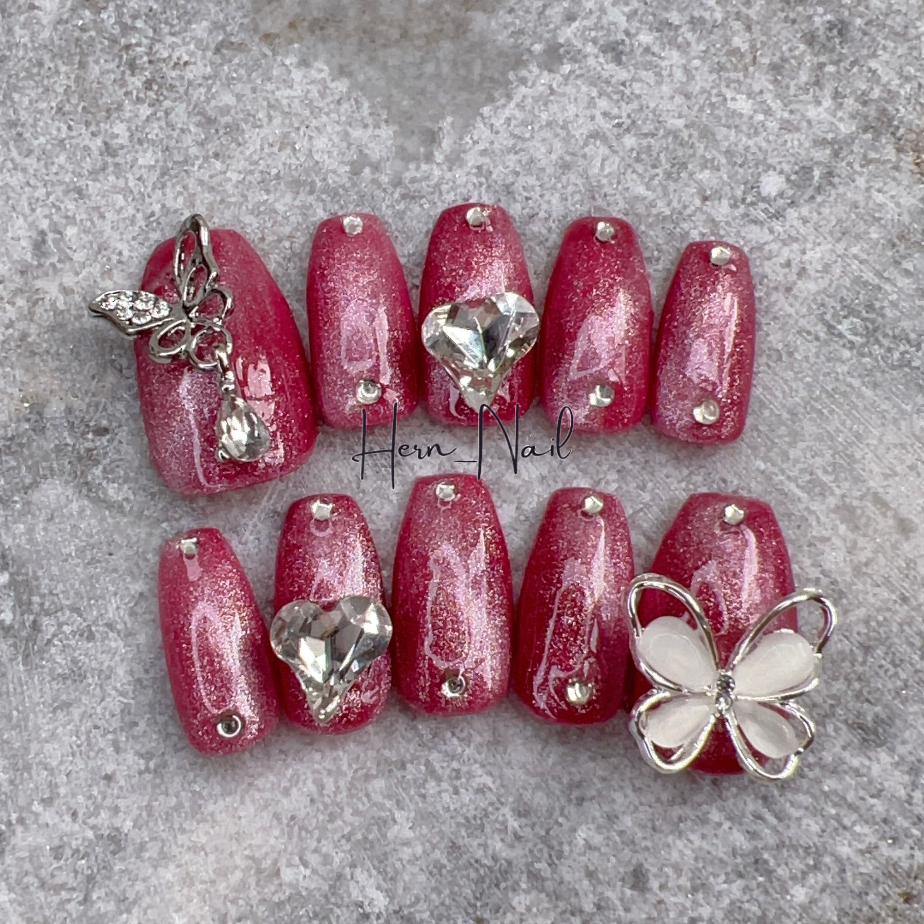 サイズオーダー♡マグネットバタフライ×フラワーネイルチップ ピンク