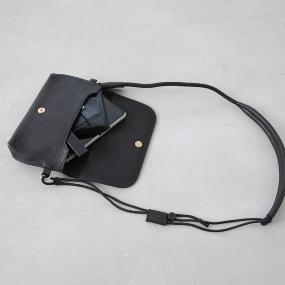 Leather small bag / black 4枚目の画像