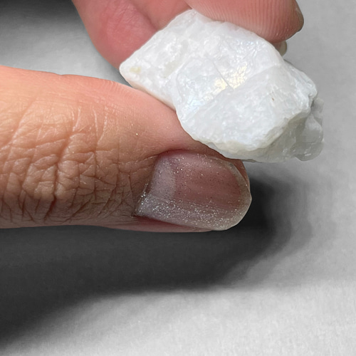 white moonstone / ホワイトムーンストーンD 天然石 N.st 通販