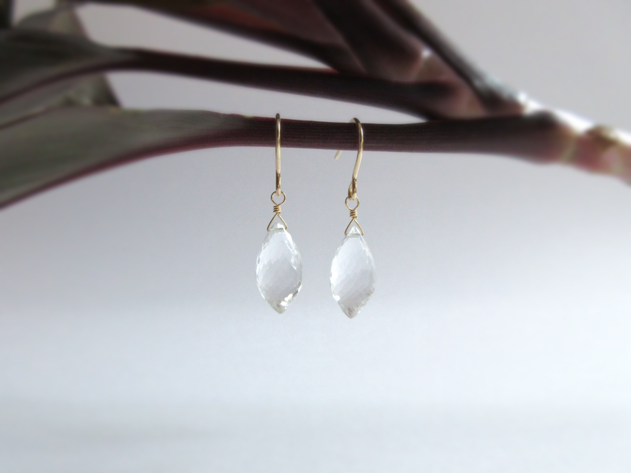 【4月の誕生石】13mm美粒「クリスタル」マイクロカットシャンデリア14kgf・K10ピアス/イヤリング