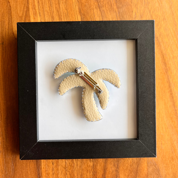 椰子の木のビーズ刺繍ブローチ(ブルーグリーン)　ココナッツ　夏 7枚目の画像