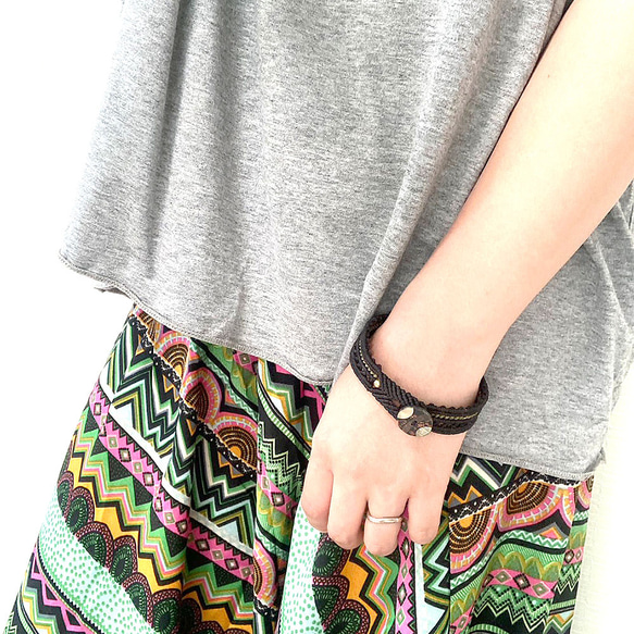 シェルボタン1本ラインマクラメブレスレットmacb020エスニックアジアンエキゾチックなアクセサリー 13枚目の画像