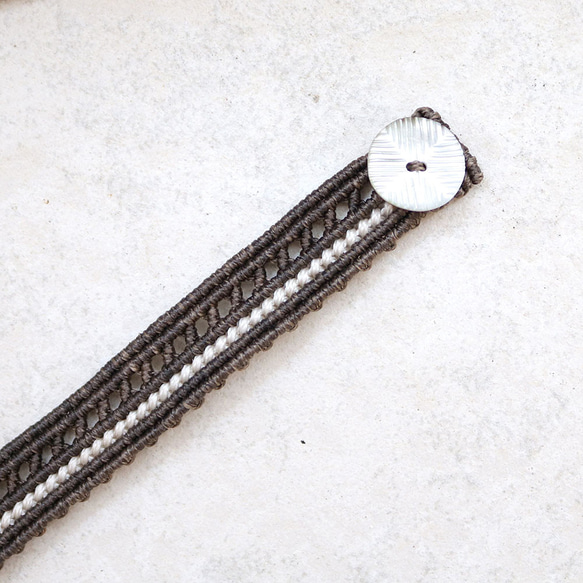 シェルボタン1本ラインマクラメブレスレットmacb020エスニックアジアンエキゾチックなアクセサリー 7枚目の画像