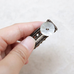 シェルボタン1本ラインマクラメブレスレットmacb020エスニックアジアンエキゾチックなアクセサリー 5枚目の画像