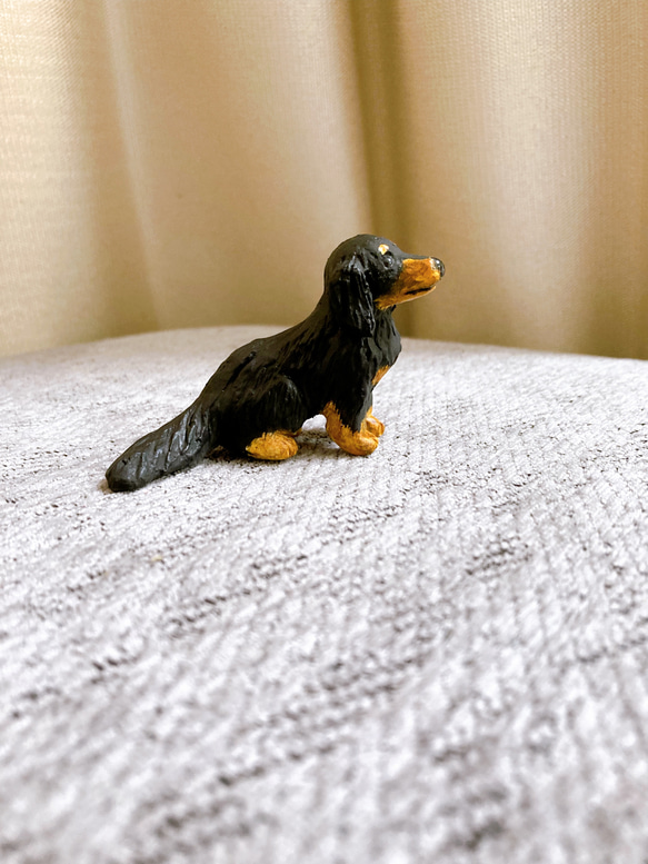 ミニチュアダックス　ブラックタン　犬　フィギュア　置物　粘土　オブジェ 4枚目の画像