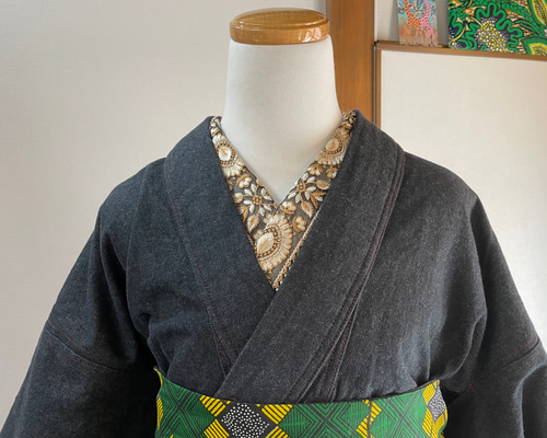 インド刺繍リボンの半衿(濃緑モチーフ) 和装小物（帯・半襟