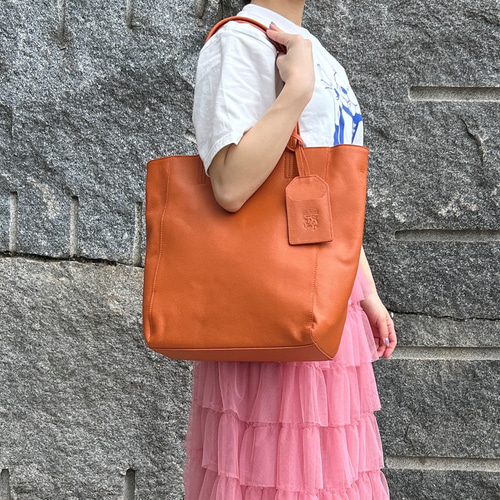 ピンク オレンジトートバッグ 合成皮革 40% OFFセール】シュリンクレザーcolorトートバッグ レザー