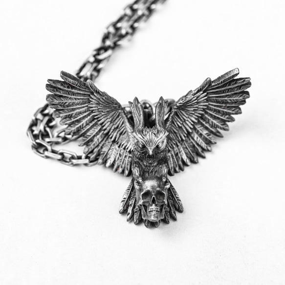 フクロウのペンダントネックレス - スカルペンダント - 翼を持つ動物